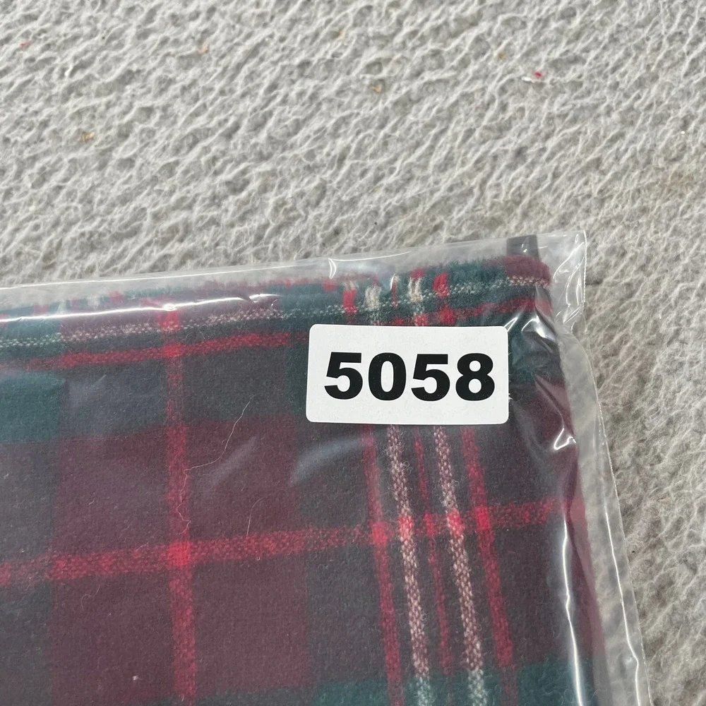 Vintage Pendleton Virgin Wool Plaid Scarf Quiet Luxury‎ Academia Red Old Money